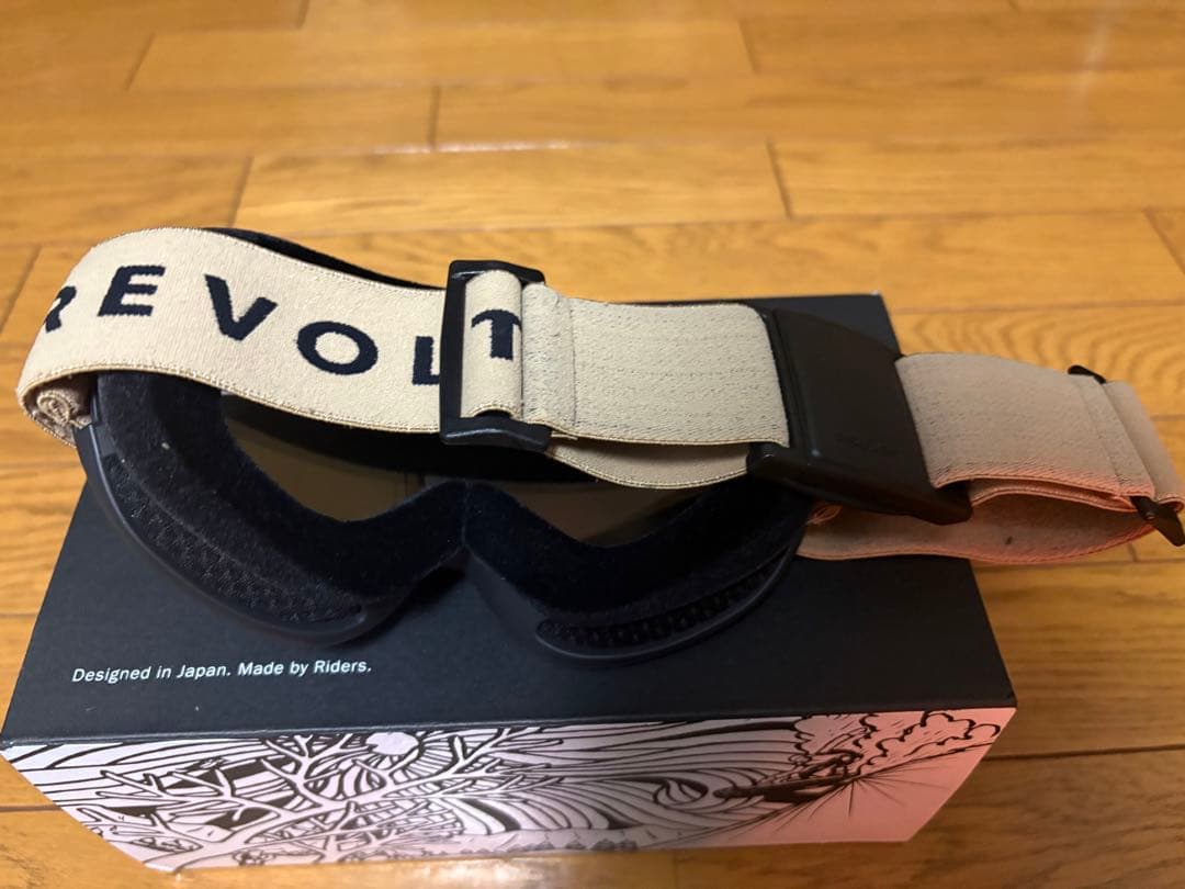 REVOLT ゴーグル マットブラック