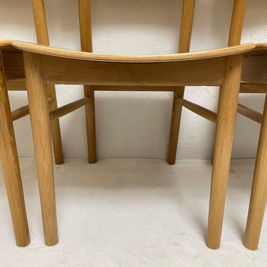 ①無印良品　ラウンドチェア