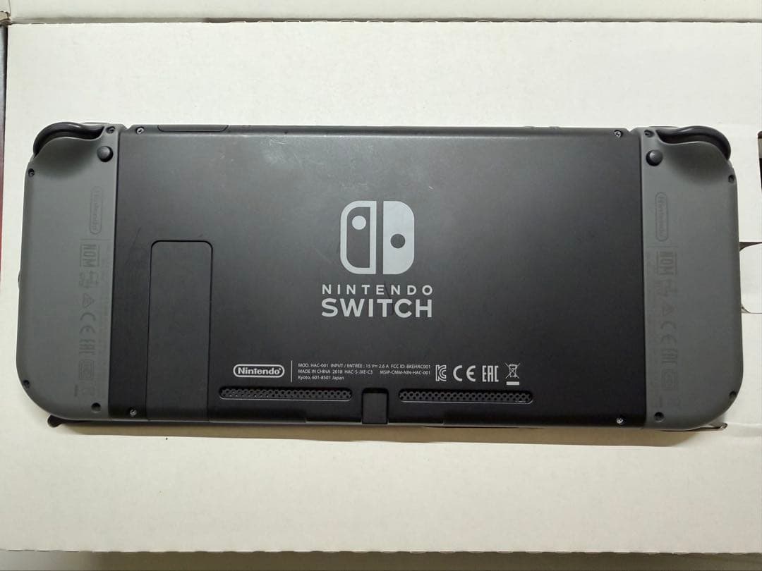 Nintendo Switch 通常モデル