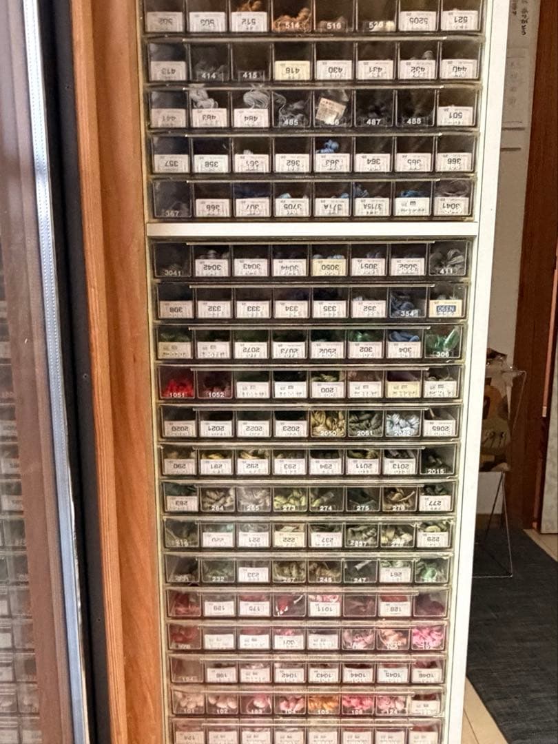 Olympus 糸収納棚　陳列棚　オリンパス