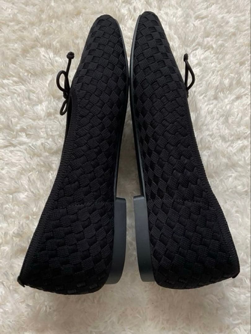 VIVALA ブラックフラットシューズ　24.5