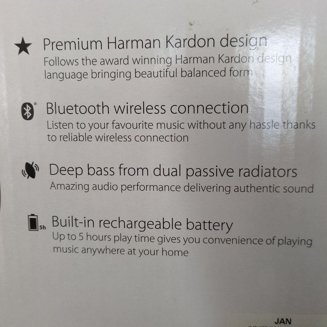 ハーマンカードン　ONYXSTUDIO　Bluetoothスピーカー ブラック