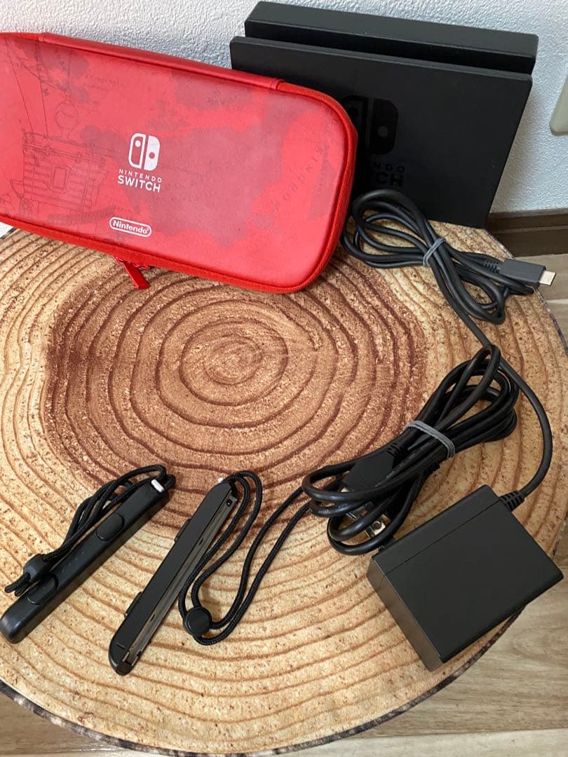 Nintendo Switch ニンテンドースイッチ本体　RED箱無し①