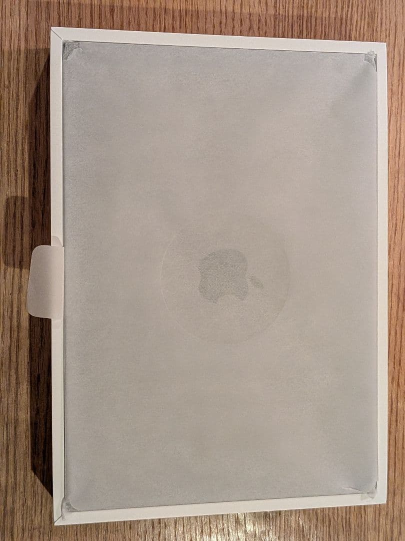 Macbook Air M2 16GB 256GB 13インチ