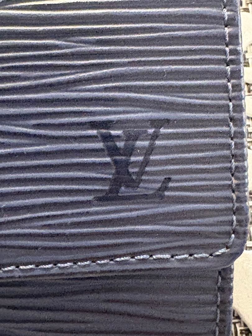 【良品】ルイヴィトン　ミュルティクレ　キーケース　6連　本革レザー　ブルー