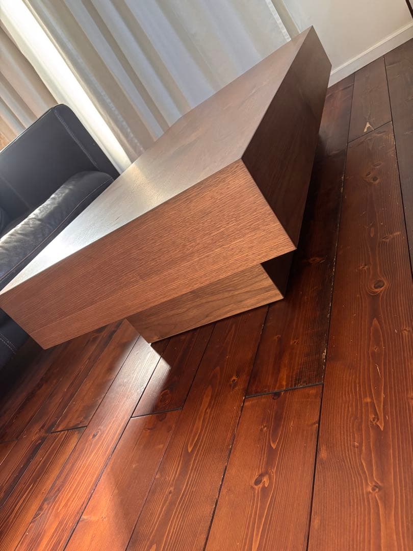 関家具テーブル　 Nippon aire RHICHO table