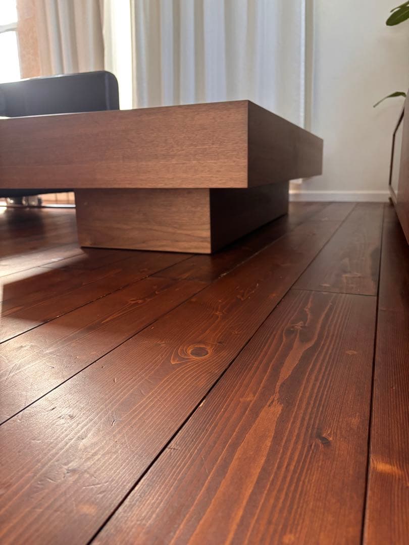 関家具テーブル　 Nippon aire RHICHO table