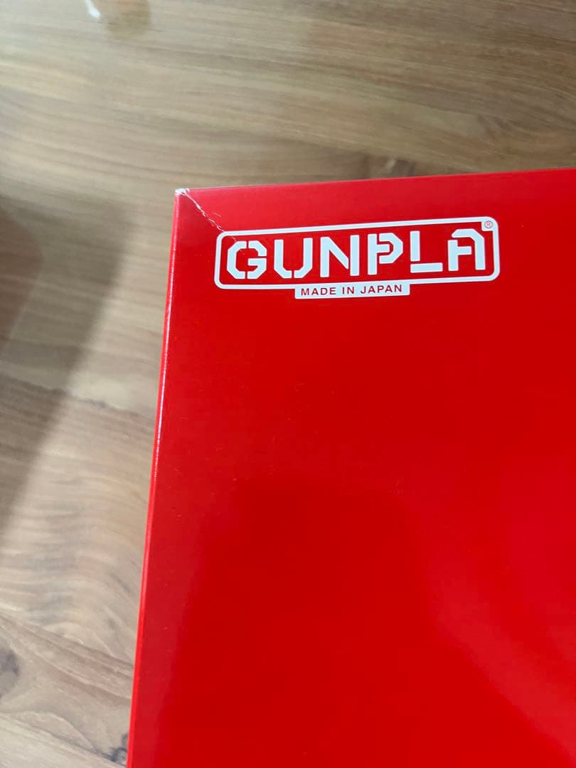 エスカップ✖️ガンダム　1/48スケール　シャア専用ザク　シルバー