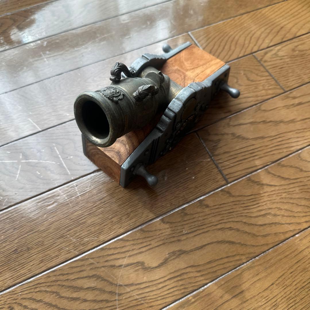 砲形インテリア置物 木製と金属製