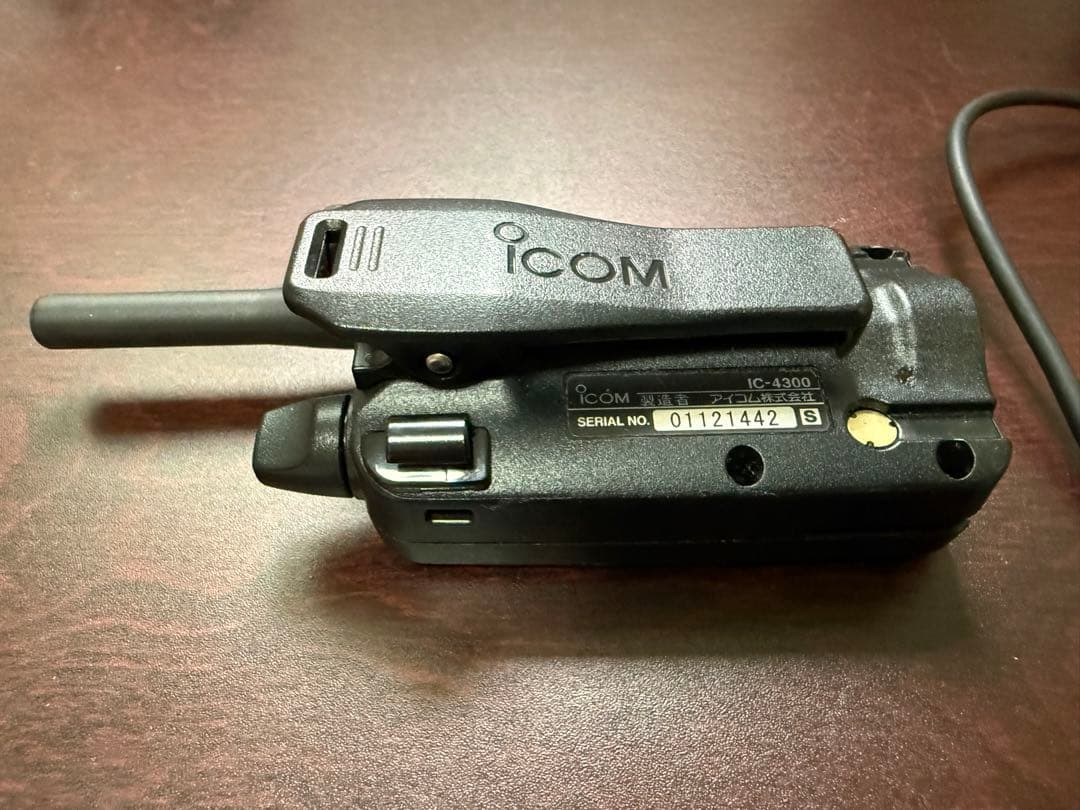 icom トランシーバー IC-4300 とHM-179PIのセットです。
