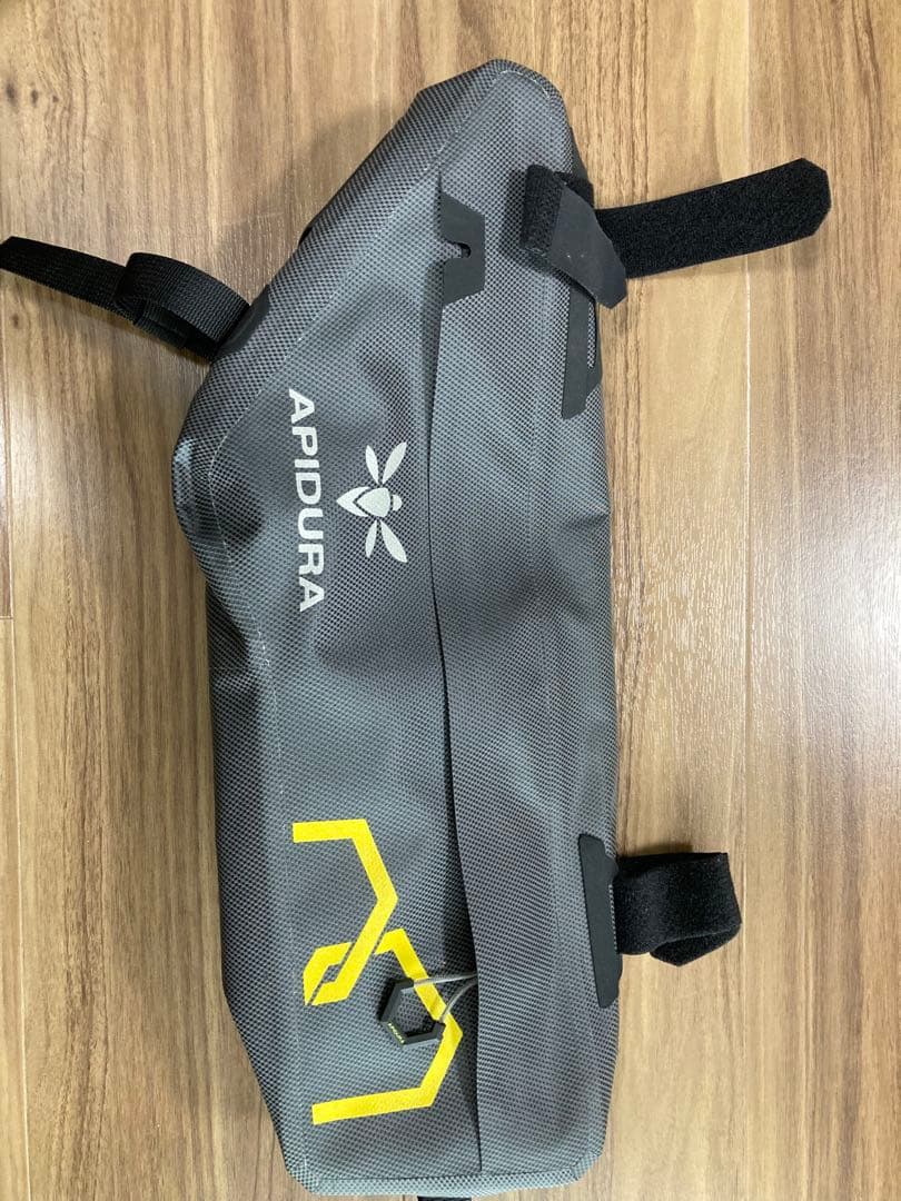 k*z様 APIDURA Expedition Frame Pack (3L)