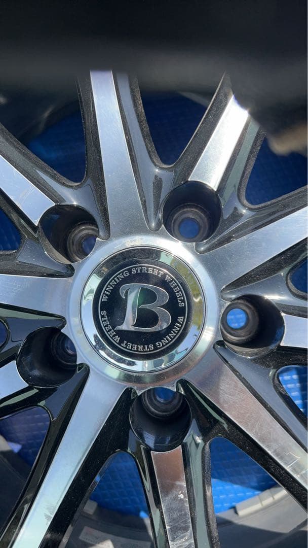 美品ビッグウェイ B-WIN 17インチ4本