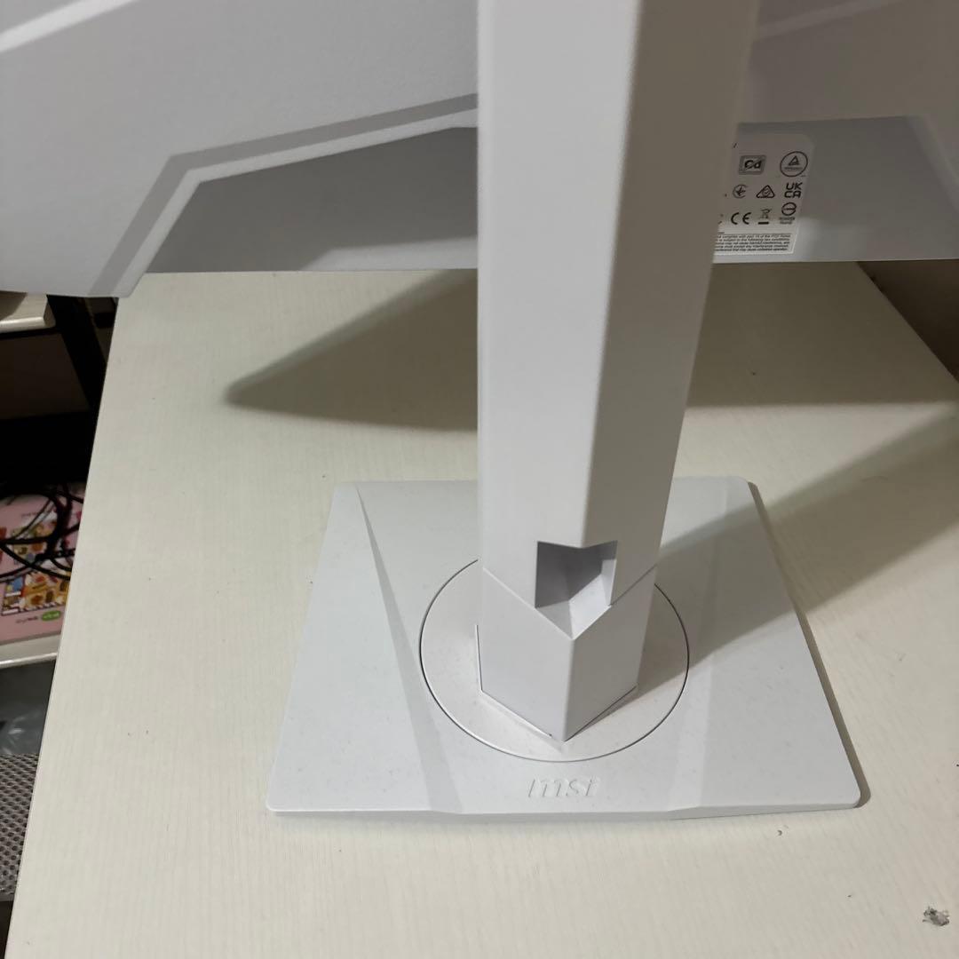 MAG 274QRFWゲーミングモニター値下げあり！