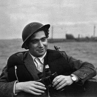 ロバート・キャパ CAPA 額装作品 Magnum Photos プリント