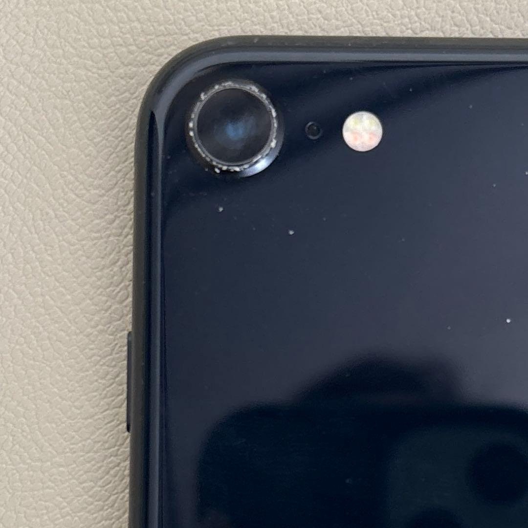 Apple iPhone se 第3世代　ブラック 本体　64G