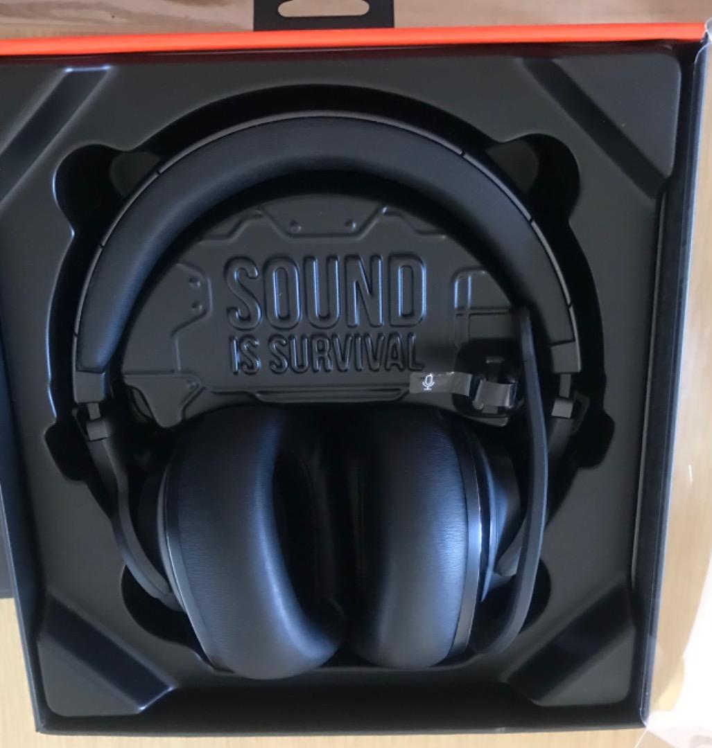 ヘッドホン JBL QUANTUM 800